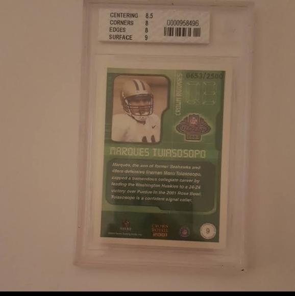 2001 Crown Royale #9 Marques Tuiasosopo NFL Rookie Card Beckett 8 MT - Picture 5 of 5
